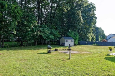 619 Maple Ln, Schenectady, NY 12309 - photo 3