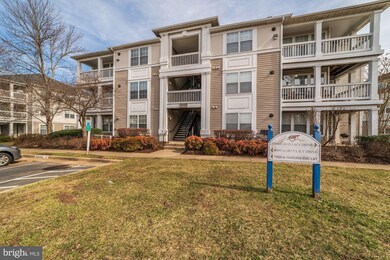 8099 Lacy Dr unit 201, Manassas, VA 20109 - photo 2