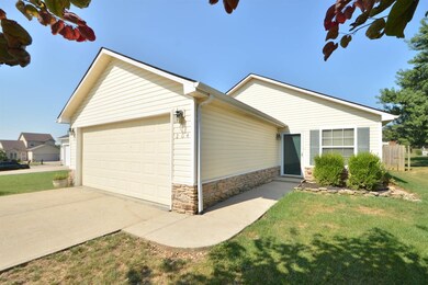 204 Hogan Dr, Frankfort, KY 40601 - photo 2