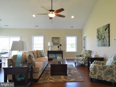 407 Sussex St, Milton, DE 19968 - photo 3