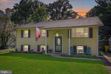 312 Edgemere Dr, Annapolis, MD 21403 - photo 2