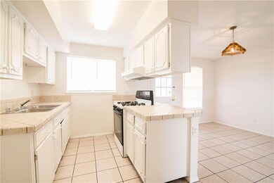 2001 Octubre Dr, El Paso, TX 79935 - photo 7