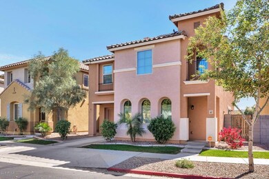 1807 N 77th Dr-large-002-23-Front Exteri
