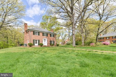 7010 Marlan Dr, Alexandria, VA 22307 - photo 2