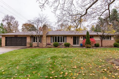 3115 N Cambridge Rd, Lansing, MI 48911 - photo 5