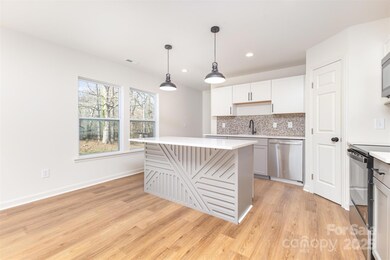 411 E Torbush St, Salisbury, NC 28144 - photo 7