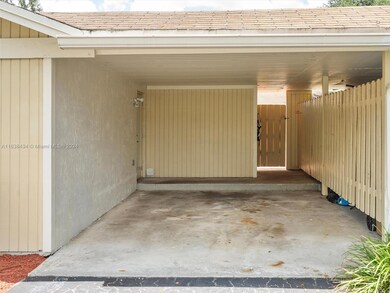 3661 W Bell Dr unit 45, Davie, FL 33328 - photo 3