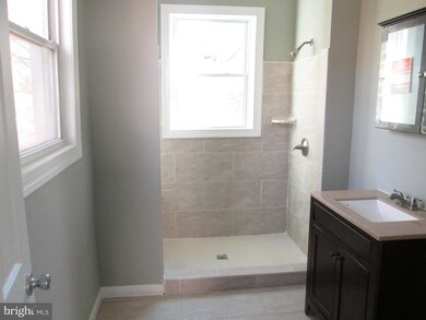 4430 Forest View Ave, Baltimore, MD 21206 - photo 5