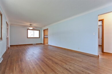 3224 Sue Ln NW, Cedar Rapids, IA 52405 - photo 6