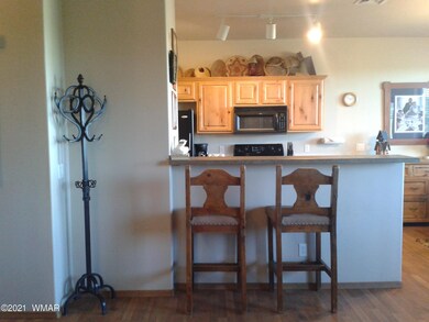A-3 Kitchen Breakfast Bar