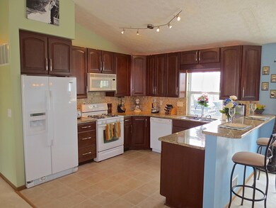 1981 Little Water Dr, Columbus, OH 43223 - photo 2