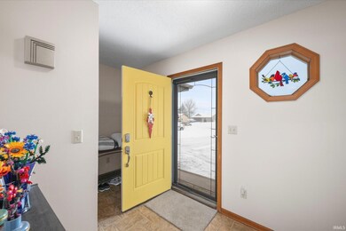 904 Elm St, Auburn, IN 46706 - photo 3