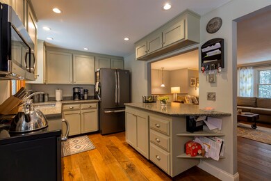 21 Deer Run Ln, Lebanon, NH 03766 - photo 2