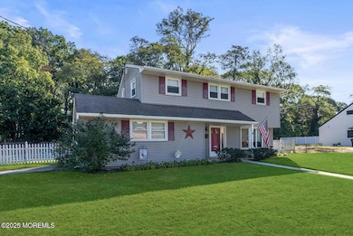 23 Barbara Ln, Oakhurst, NJ 07755 - photo 2