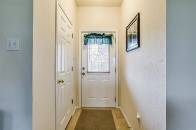 114 Savannah Dr, Weatherford, TX 76087 - photo 7