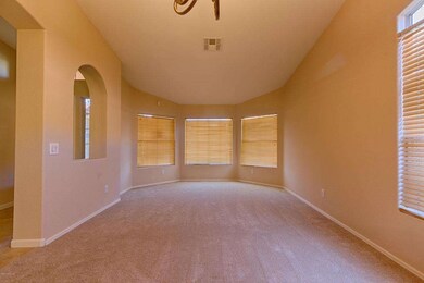 4-main-room