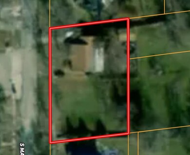 409 S Main St, Flora, IL 62839 - photo 4