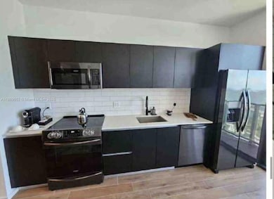 The Elser unit 4605, Miami, FL 33132 - photo 7