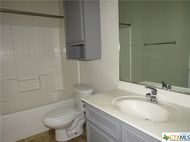 3114 Yaupon Rd unit B, Copperas Cove, TX 76522 - photo 6