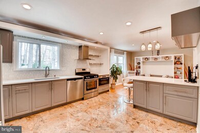 427 Deacon Brook Cir, Reisterstown, MD 21136 - photo 2