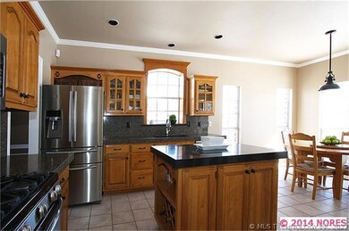 Gas range, granite counter tops, stainless applian