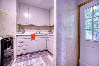 801 Sharon Rd, Newburgh, IN 47630 - photo 7