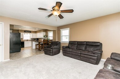 726 31st St SE, Cedar Rapids, IA 52403 - photo 4