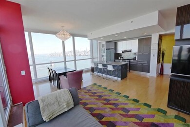 Crystal Point unit 4001, Jersey City, NJ 07302 - photo 3