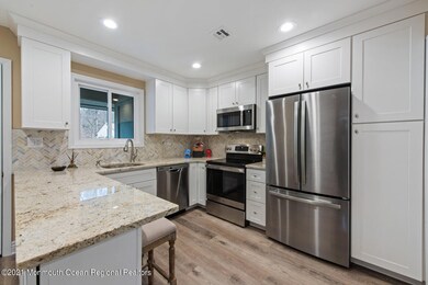 66 Ellsworth Ct, Red Bank, NJ 07701 - photo 7