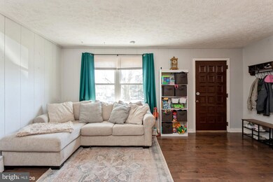 540 Burlington Ct, Edgewood, MD 21040 - photo 6