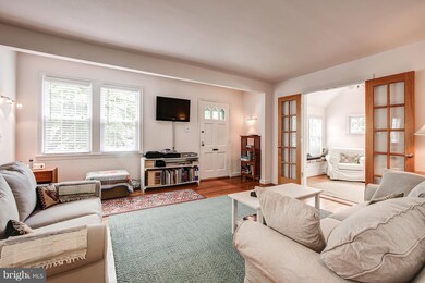 8504 Salem Way, Bethesda, MD 20814 - photo 4