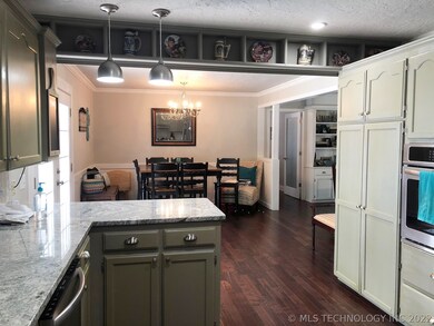 710 Kelly St, Tahlequah, OK 74464 - photo 5