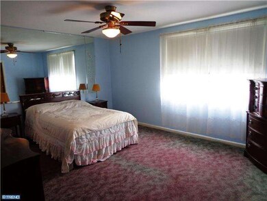 12031 Academy Rd, Philadelphia, PA 19154 - photo 7