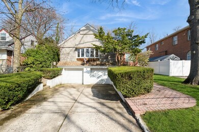 193-03 85th Rd, Hollis, NY 11423 - photo 2