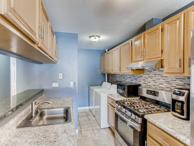 1280 Prairie Ave unit D, Glendale Heights, IL 60139 - photo 5