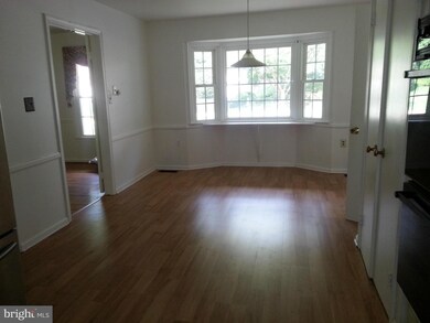 7715 Bridle Path Ln, McLean, VA 22102 - photo 5