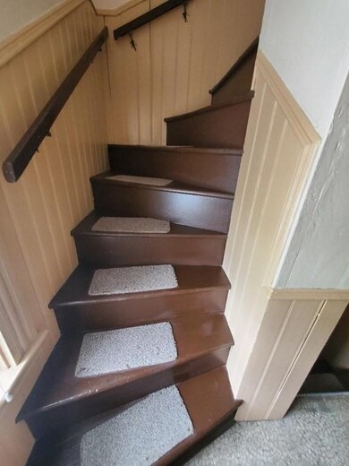 197 Warren St, Fall River, MA 02721 - photo 6