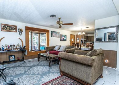 605 Melody Ln, Gainesville, TX 76240 - photo 6