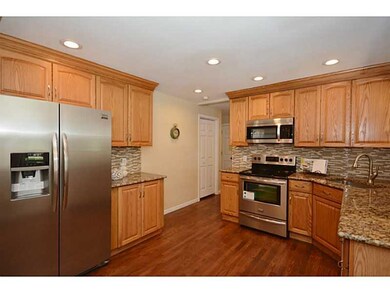 Cafeteria/Kitchen. Totally updated!