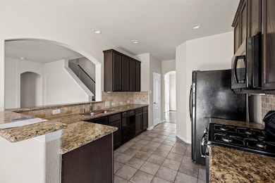 6527 Hunters Trace Ln, Baytown, TX 77521 - photo 7