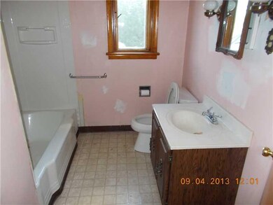 Full Bath.