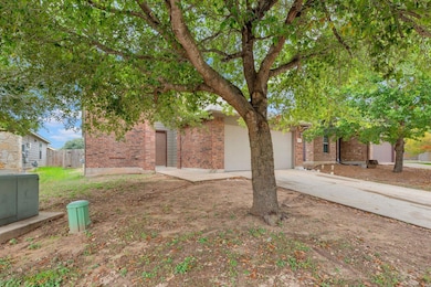 12213 Prairie Glen Ct, Del Valle, TX 78617 - photo 2