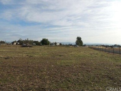 Looking towards front of property