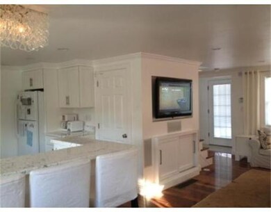18 Barker Rd, Malden, MA 02148 - photo 5