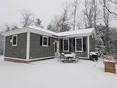 253 Canaan St, Canaan, NH 03741 - photo 2