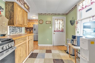 912 4th Ave, Conway, PA 15027 - photo 6