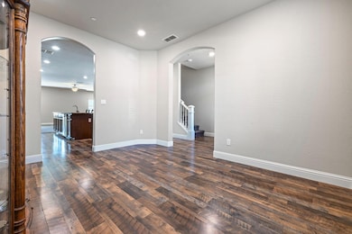 3342 N Carriage Ave, Fresno, CA 93727 - photo 6