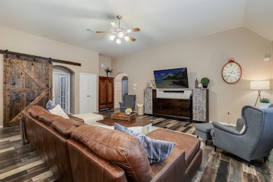 30107 W Sapling Oaks Place, Magnolia, TX 77355 - photo 4