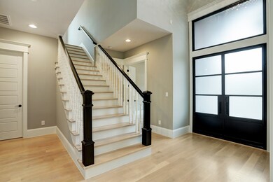 718 Bunker Hill Rd, Houston, TX 77024 - photo 2