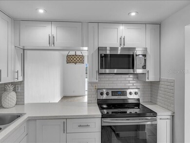 2724 Garden Dr N unit 204, Lake Worth, FL 33461 - photo 7